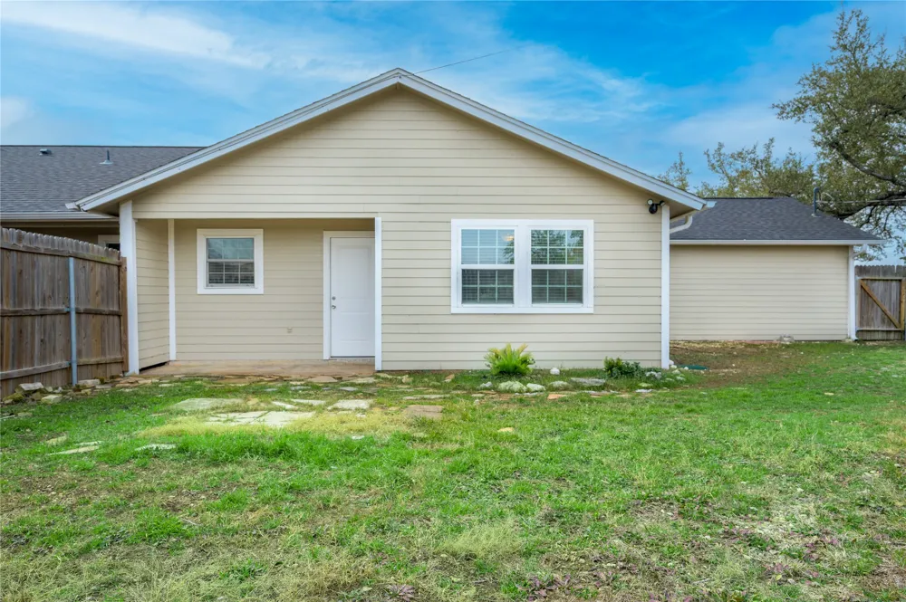 15302 Cavalier Canyon #A Drive #A Lakeway, TX 78734