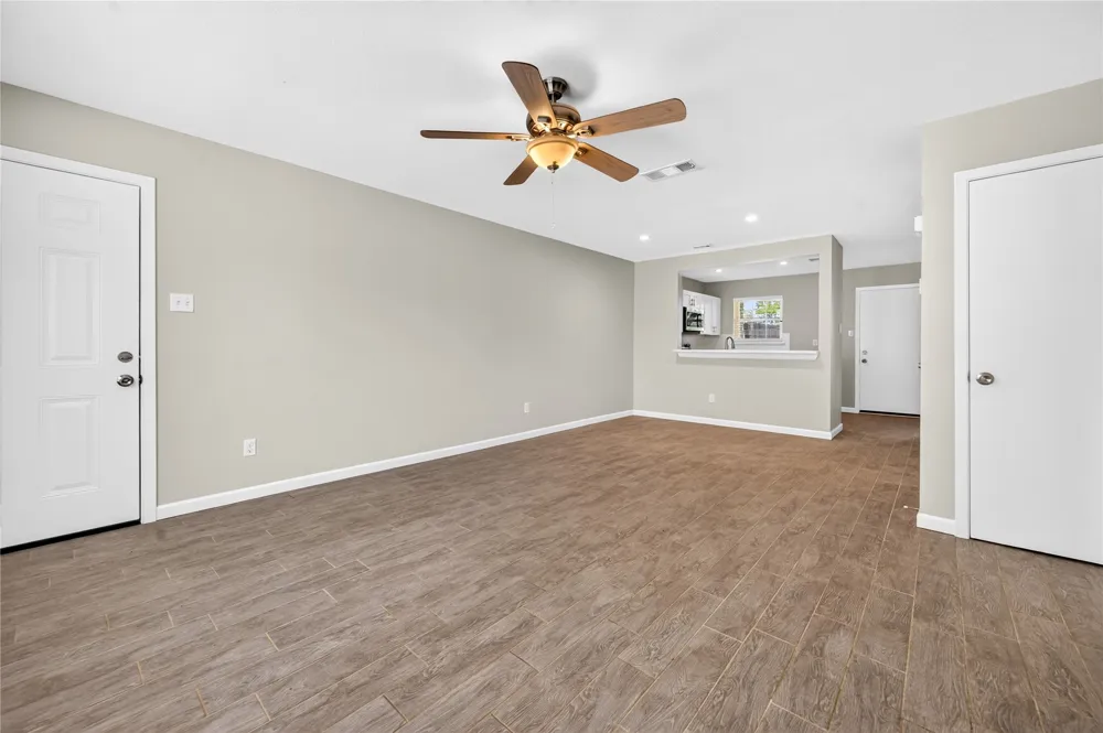 15302 Cavalier Canyon #A Drive #A Lakeway, TX 78734