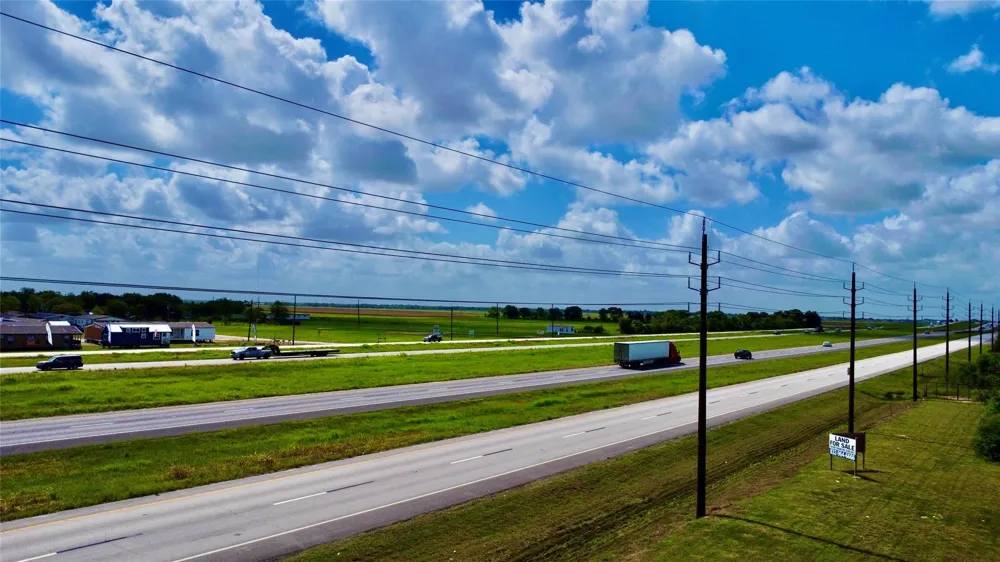 3208 Chene Rue Drive Rosharon, TX 77583