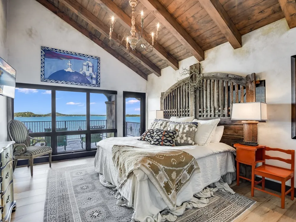 82 Applehead Island Drive Horseshoe Bay, TX 78657