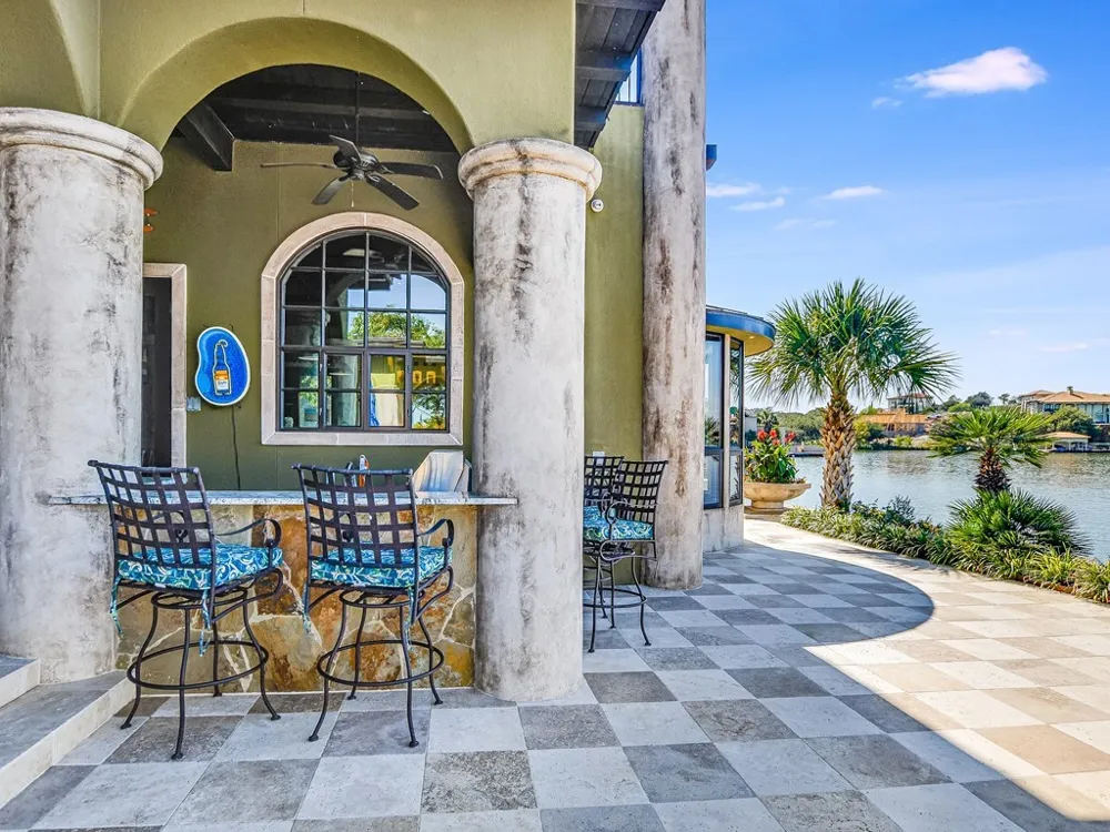 82 Applehead Island Drive Horseshoe Bay, TX 78657