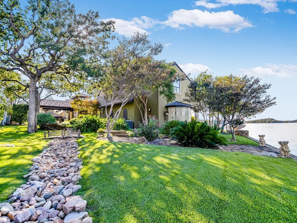 82 Applehead Island Drive Horseshoe Bay, TX 78657