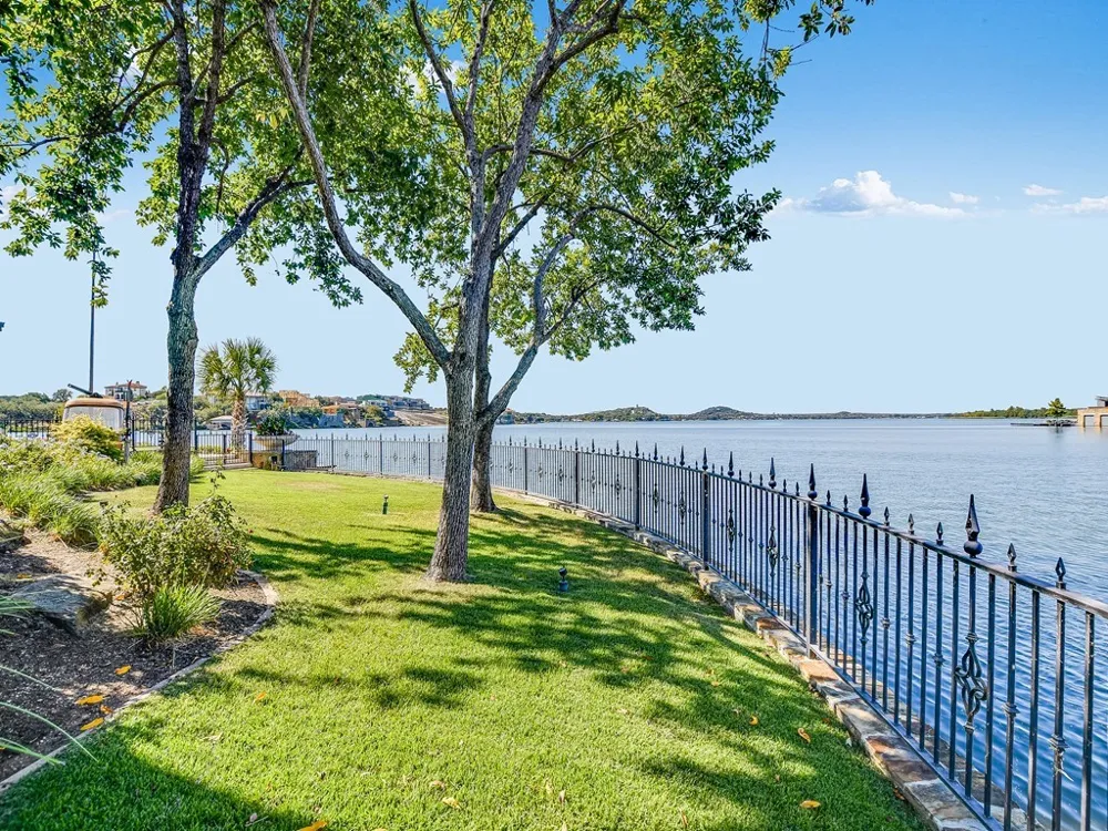 82 Applehead Island Drive Horseshoe Bay, TX 78657