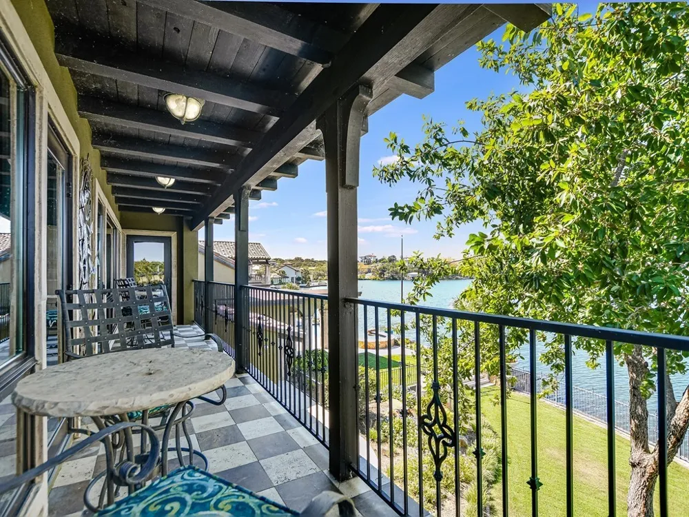 82 Applehead Island Drive Horseshoe Bay, TX 78657