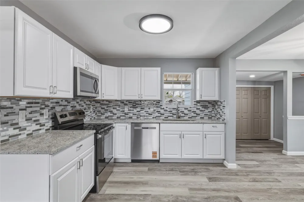 7126 W WESTBRIAR STREET San Antonio, TX 78227