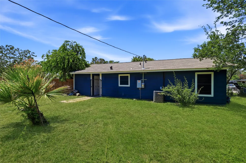 7126 W WESTBRIAR STREET San Antonio, TX 78227