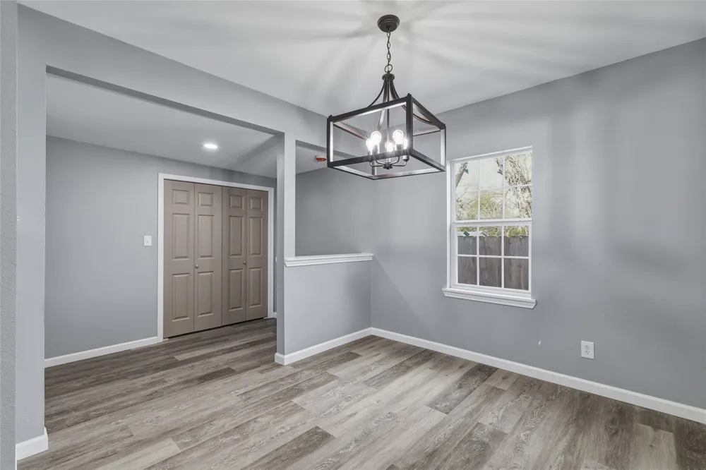 7126 W WESTBRIAR STREET San Antonio, TX 78227