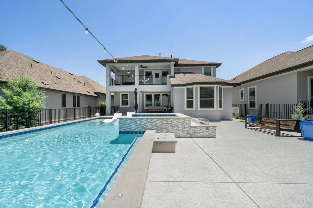 2709 Villa Capri Court Leander, TX 78641
