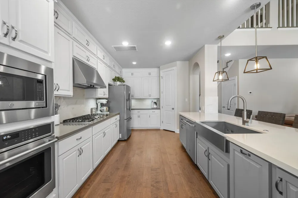 2709 Villa Capri Court Leander, TX 78641
