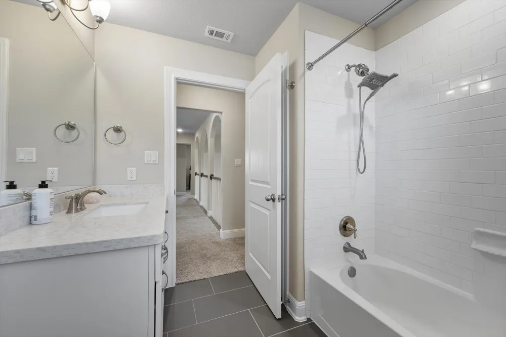 2709 Villa Capri Court Leander, TX 78641