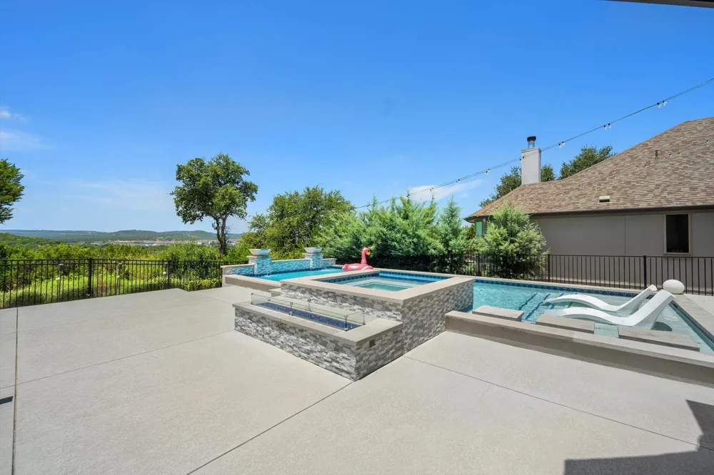 2709 Villa Capri Court Leander, TX 78641