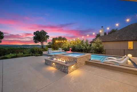 2709 Villa Capri Court