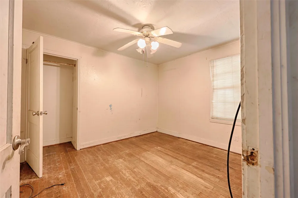 5810 Avenue E Sheridan, TX 77475