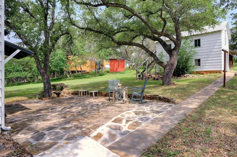 119 River Place Johnson City, TX 78636