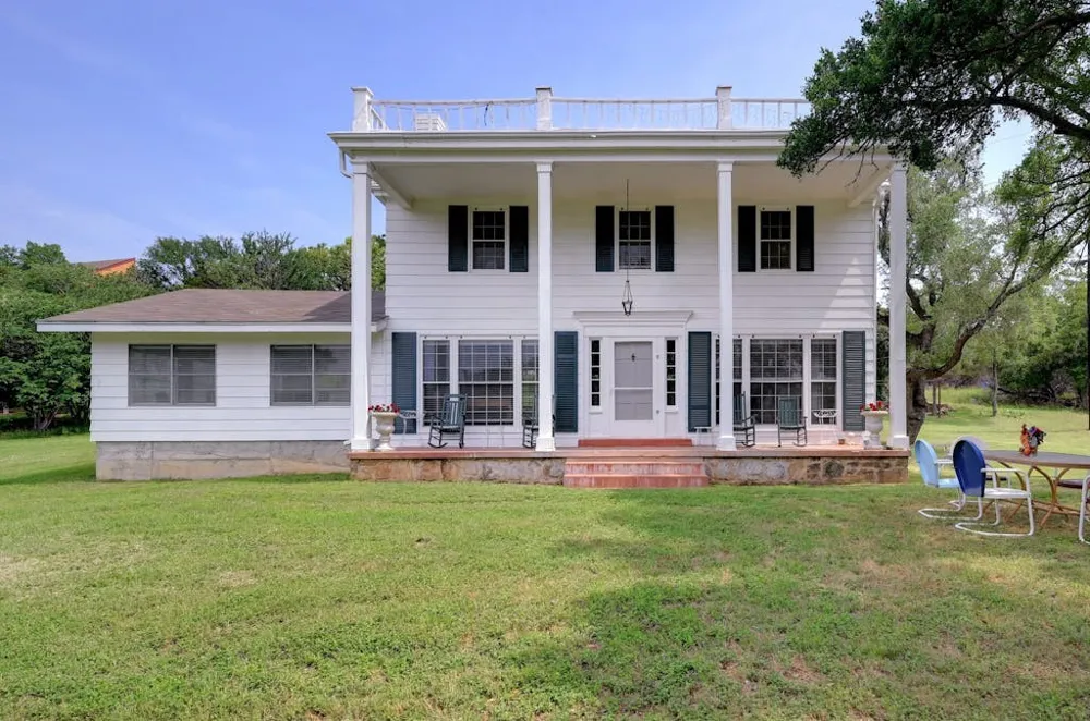 119 River Place Johnson City, TX 78636