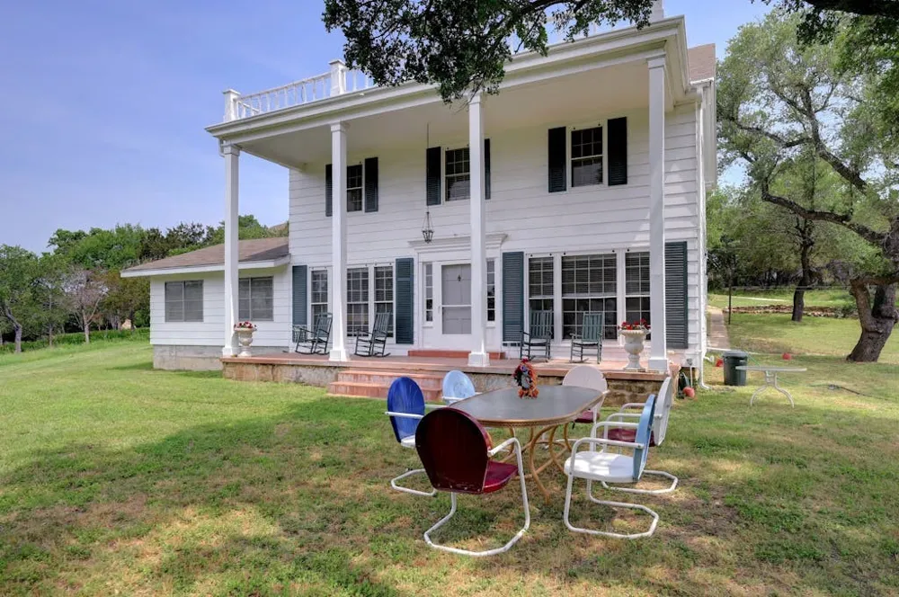 119 River Place Johnson City, TX 78636