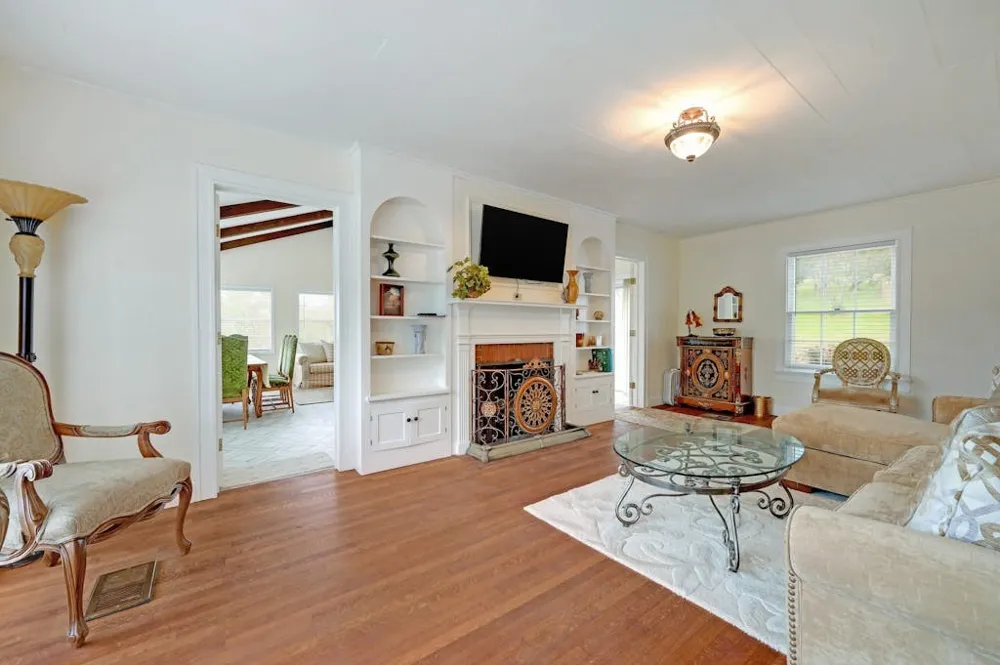 119 River Place Johnson City, TX 78636