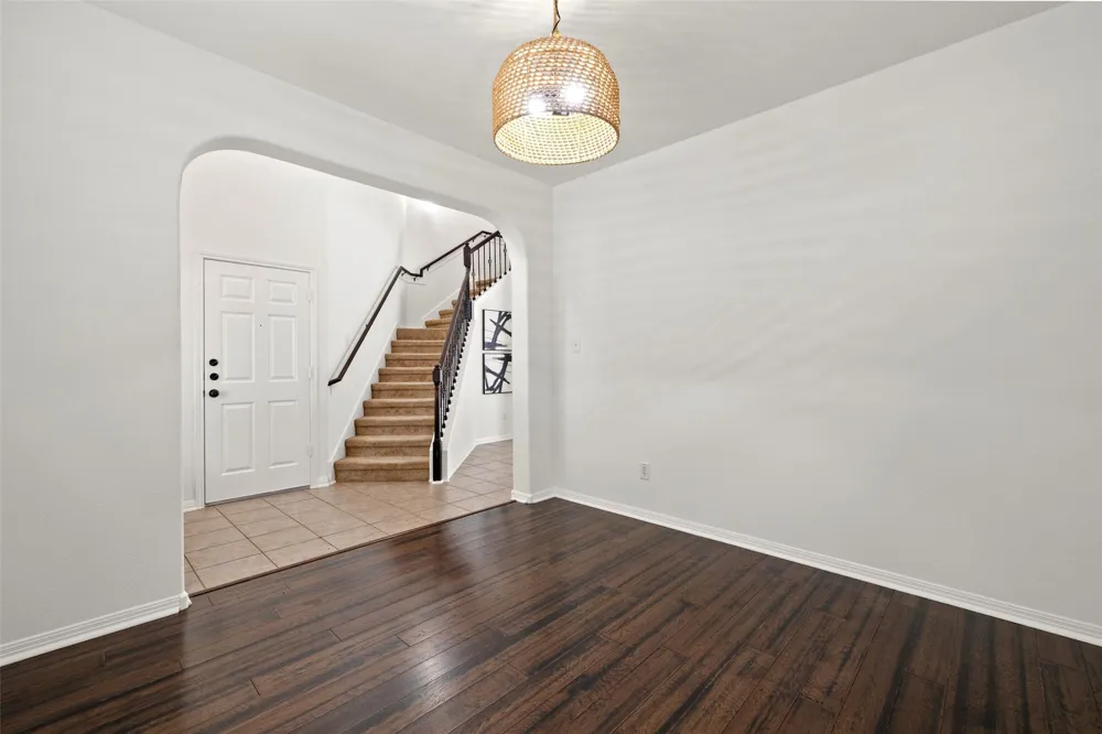 1712 Lynnville Trail Austin, TX 78727