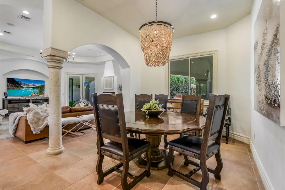 817 Woodcreek Ranch Road Wimberley, TX 78676
