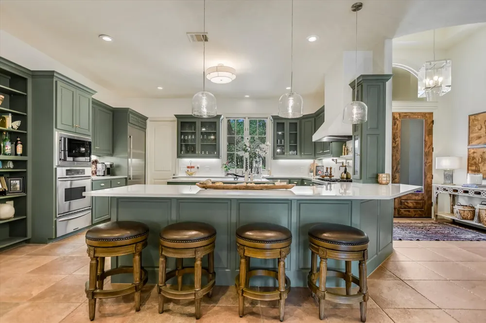 817 Woodcreek Ranch Road Wimberley, TX 78676