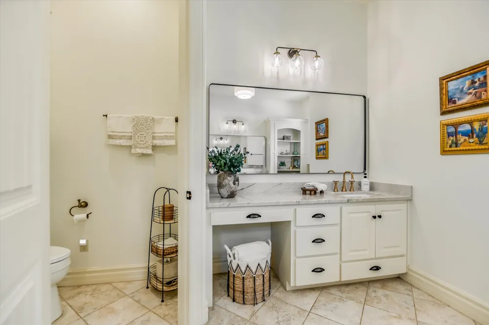 817 Woodcreek Ranch Road Wimberley, TX 78676