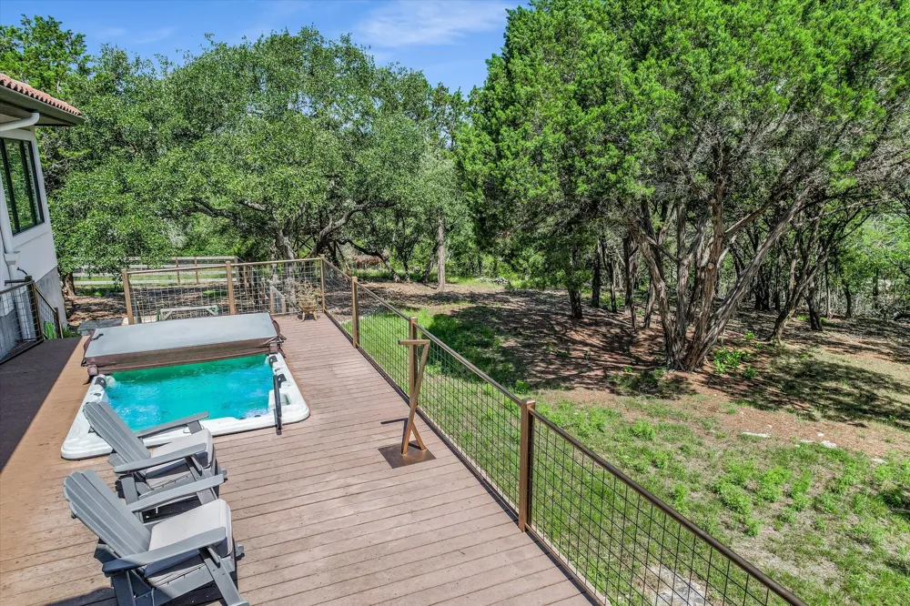817 Woodcreek Ranch Road Wimberley, TX 78676