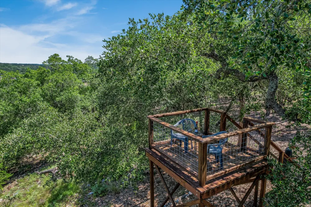 817 Woodcreek Ranch Road Wimberley, TX 78676
