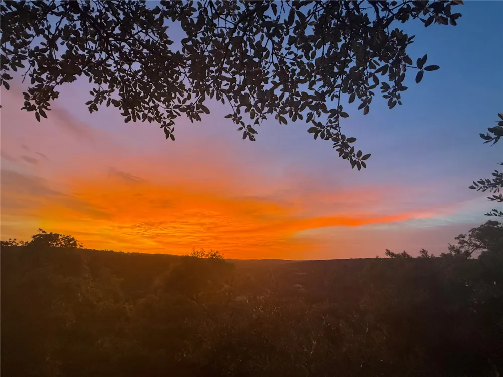 817 Woodcreek Ranch Road Wimberley, TX 78676