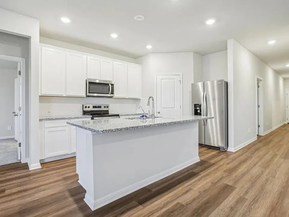 225 Little Green Trail Jarrell, TX 76537