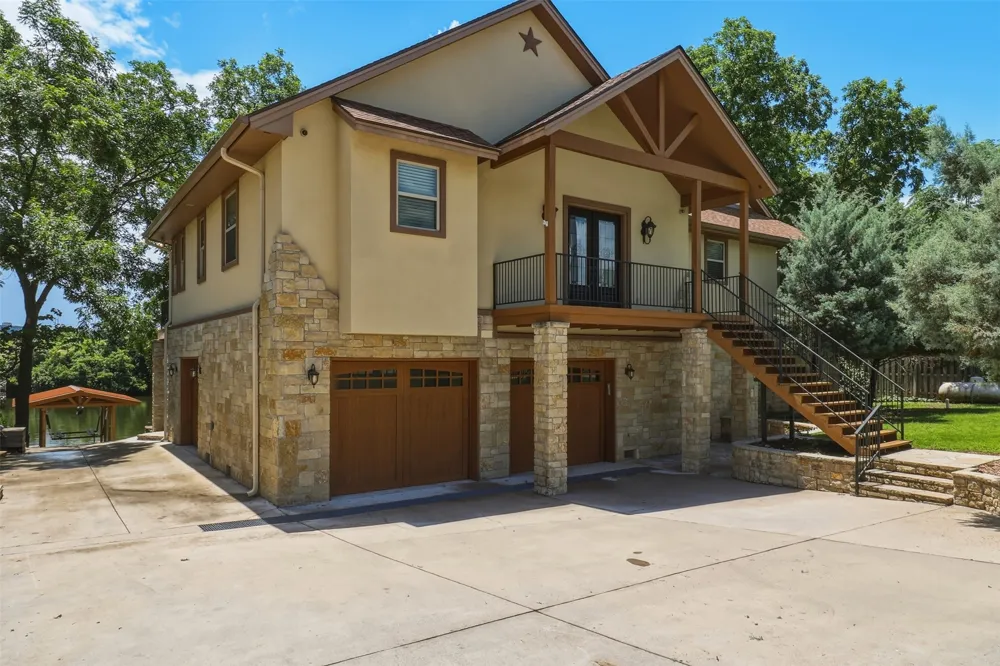 1200 Long Mountain Drive Burnet, TX 78611