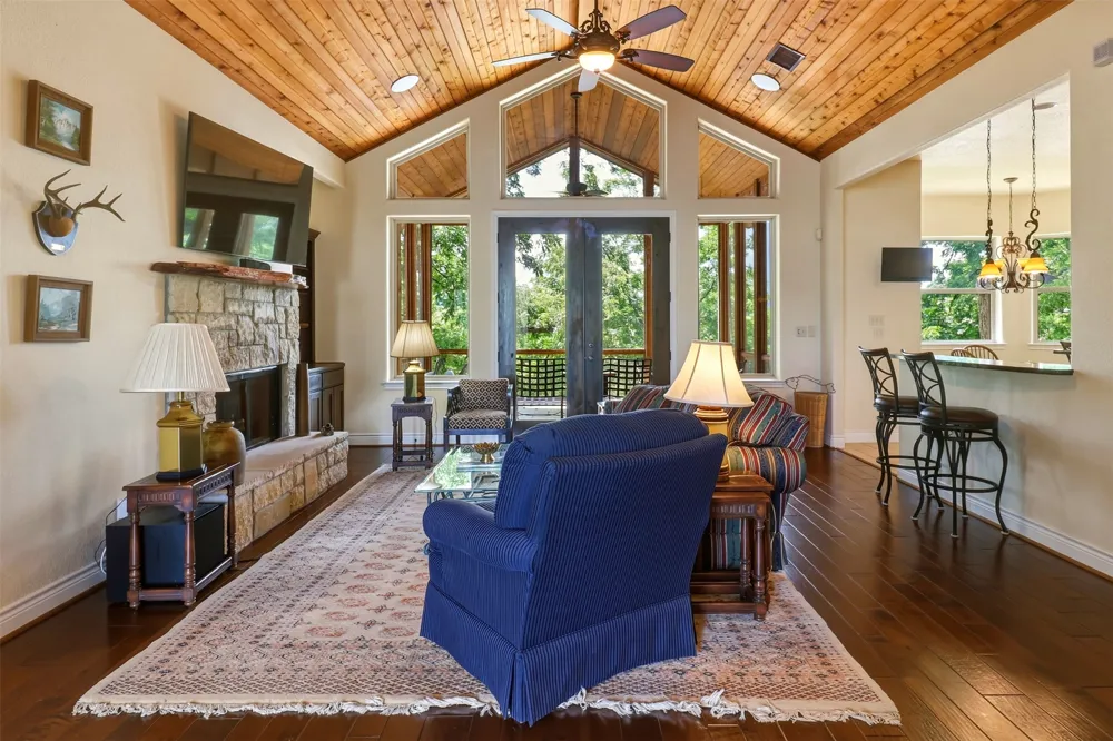1200 Long Mountain Drive Burnet, TX 78611
