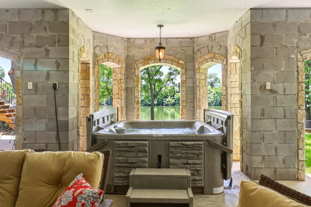 1200 Long Mountain Drive Burnet, TX 78611