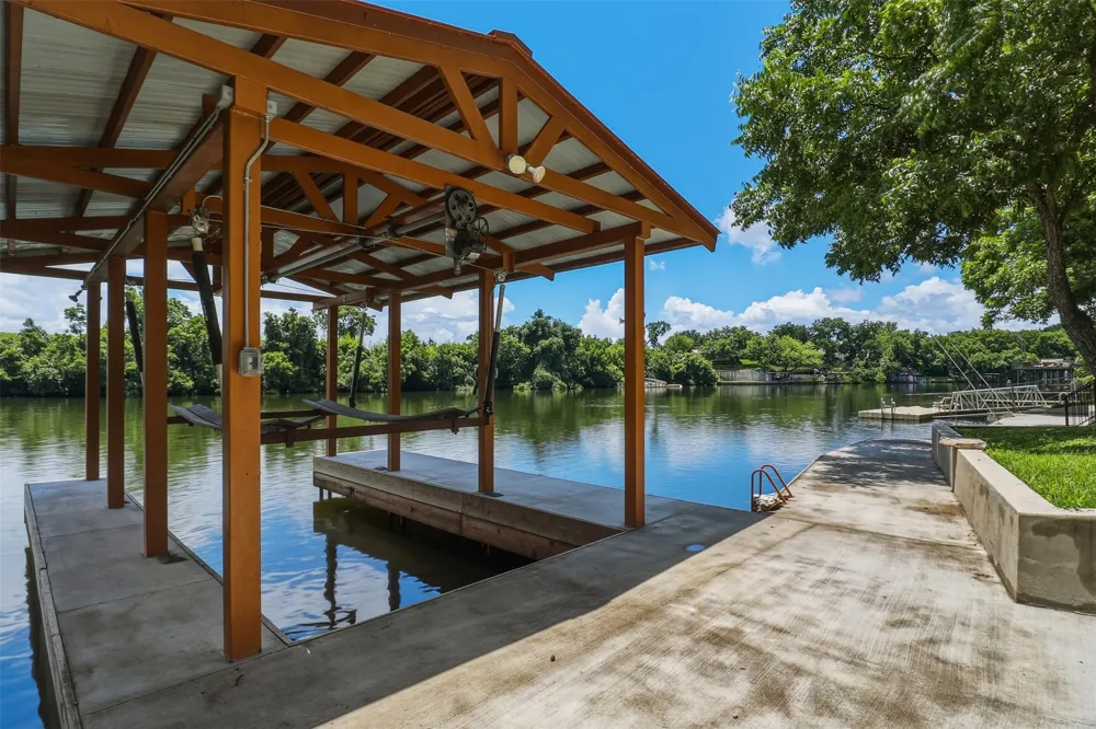 1200 Long Mountain Drive Burnet, TX 78611