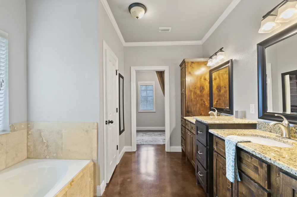 1903 Sarah Cove Taylor, TX 76574
