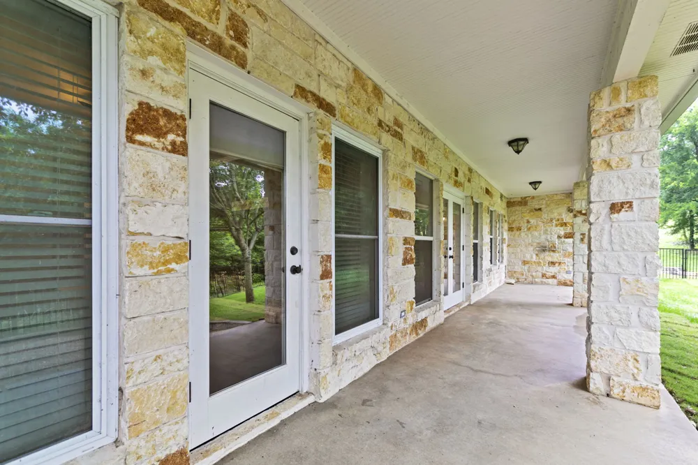 1903 Sarah Cove Taylor, TX 76574