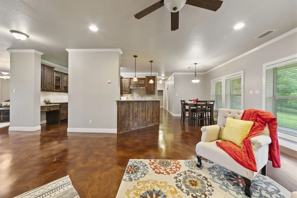 1903 Sarah Cove Taylor, TX 76574