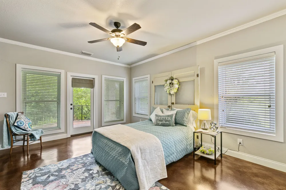 1903 Sarah Cove Taylor, TX 76574
