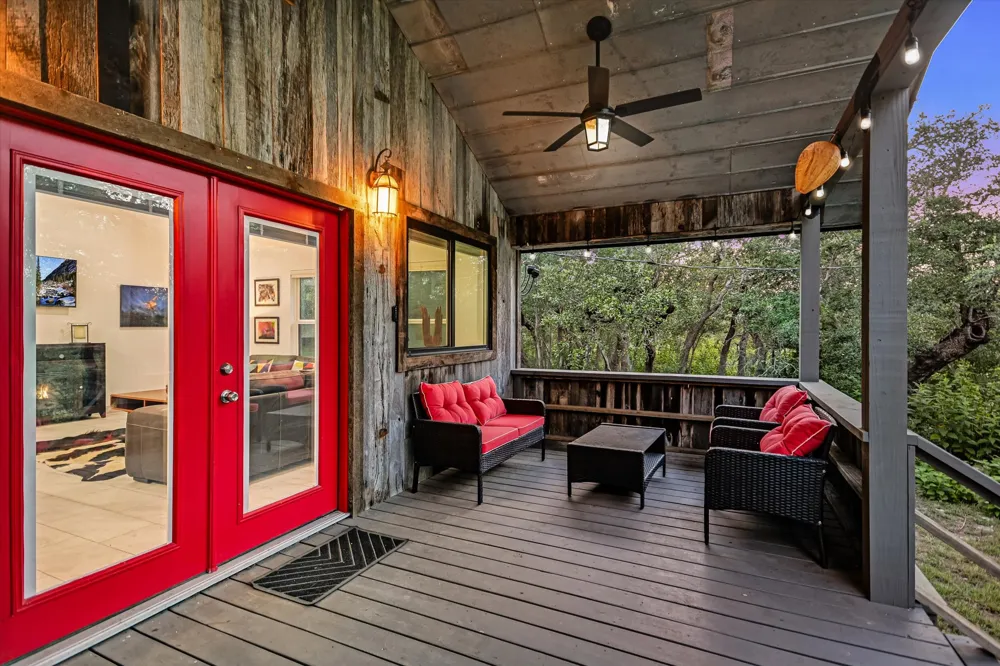 4301 Lone Man Mountain Road Wimberley, TX 78676