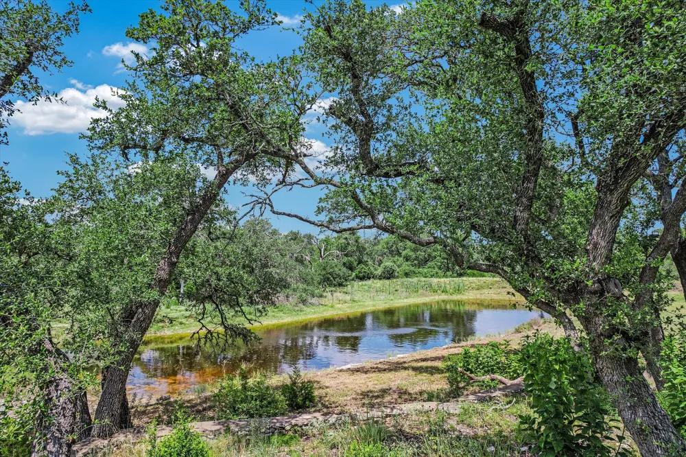 4301 Lone Man Mountain Road Wimberley, TX 78676
