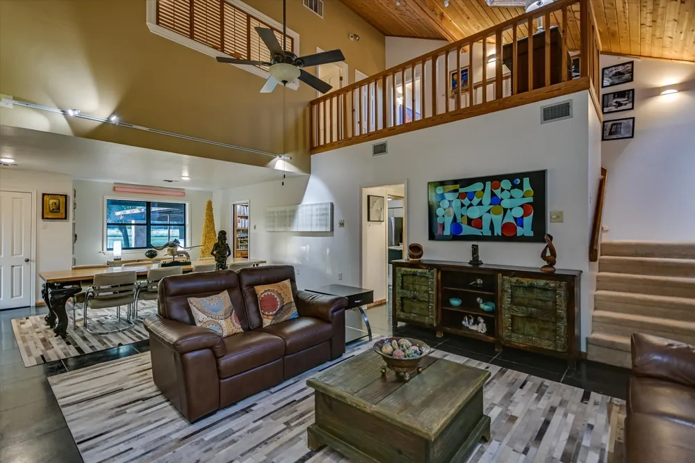 4301 Lone Man Mountain Road Wimberley, TX 78676