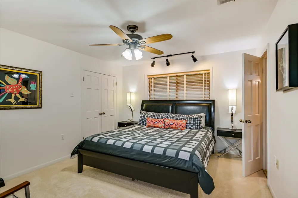 4301 Lone Man Mountain Road Wimberley, TX 78676