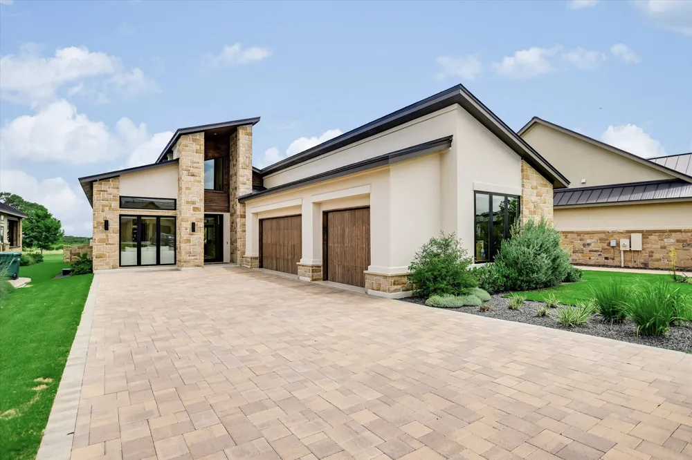 130 Azalea Loop Horseshoe Bay, TX 78657