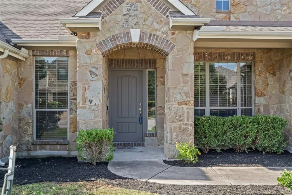 3217 Falconers Way Pflugerville, TX 78660