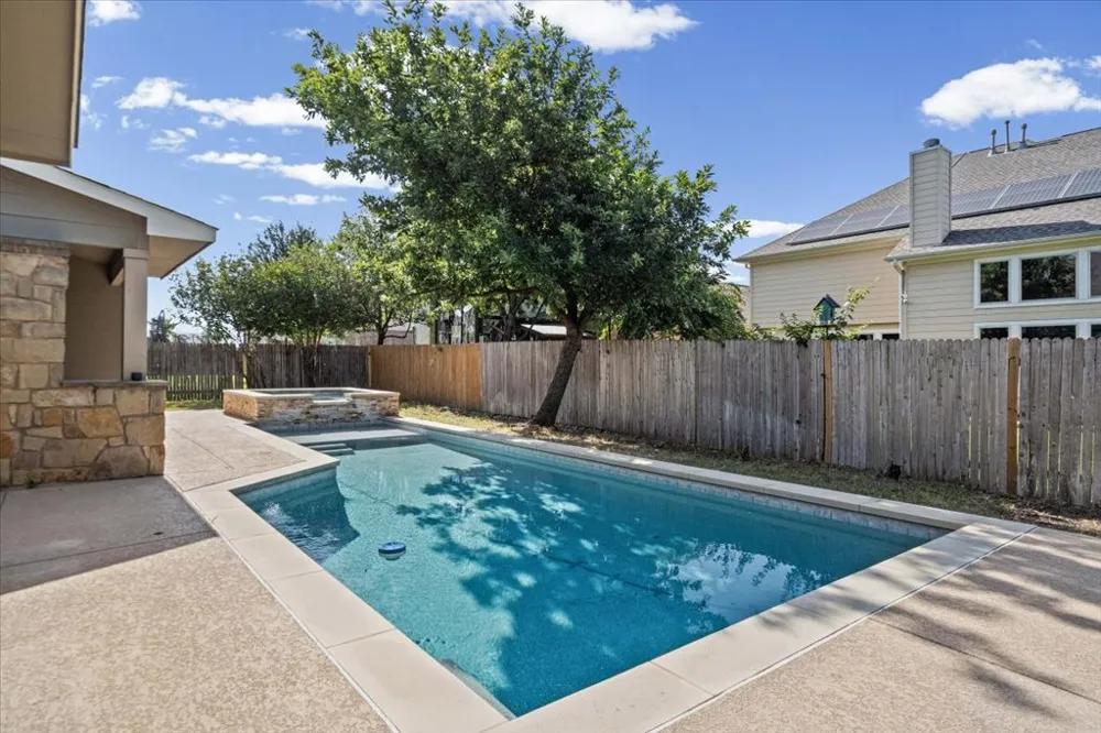 3217 Falconers Way Pflugerville, TX 78660