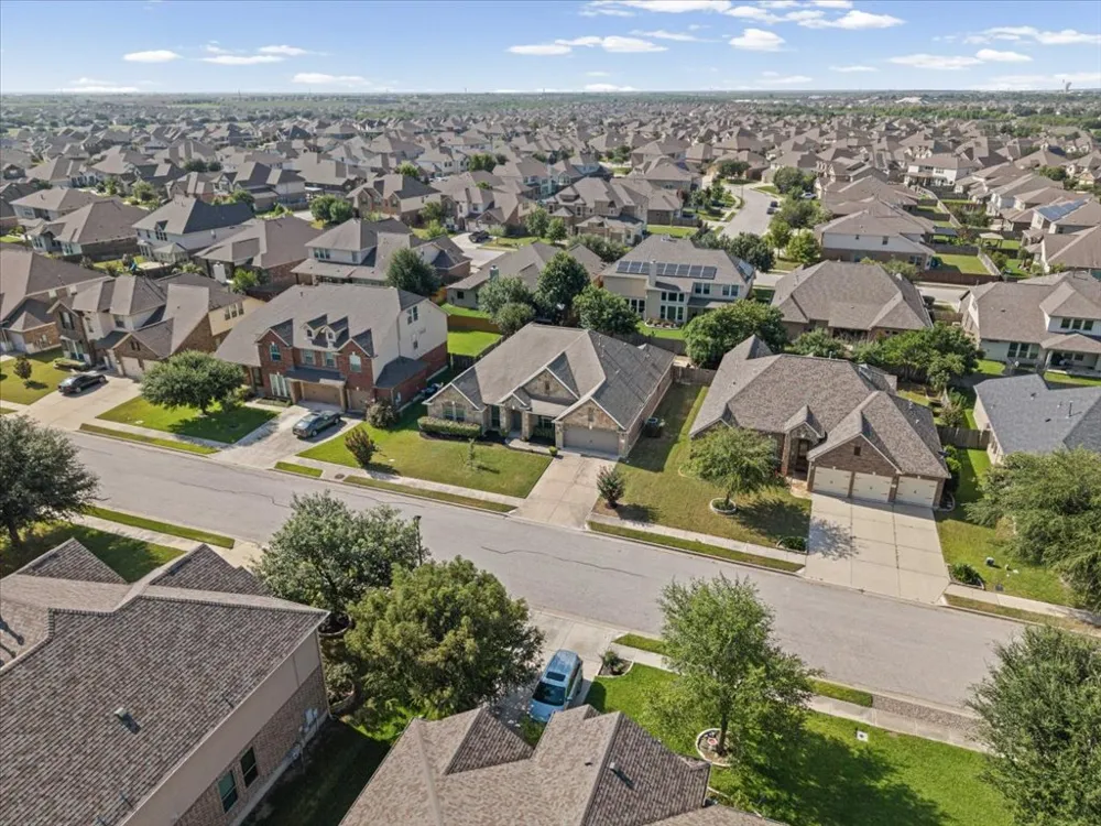 3217 Falconers Way Pflugerville, TX 78660