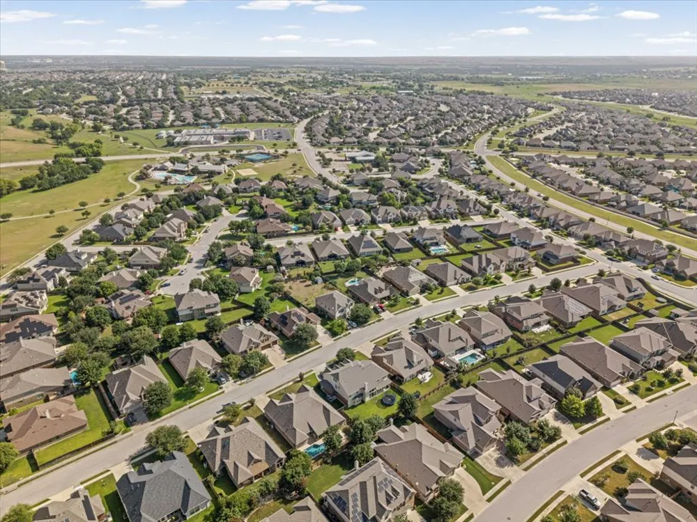 3217 Falconers Way Pflugerville, TX 78660