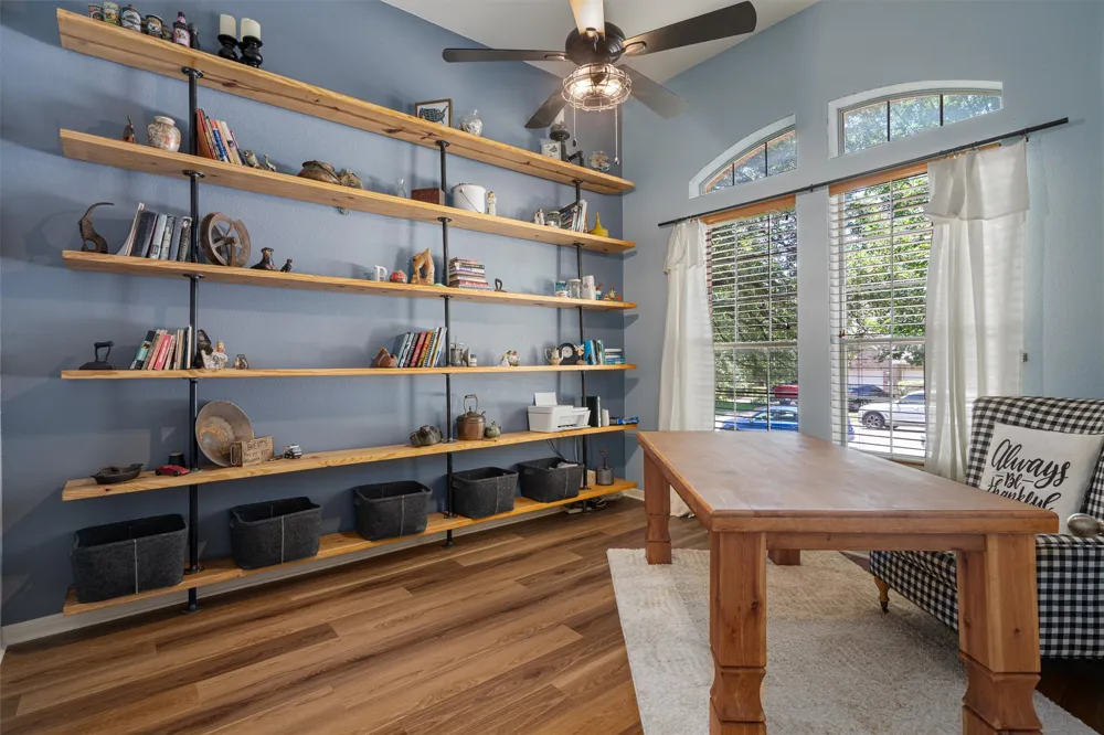 2610 Raindance Leander, TX 78641