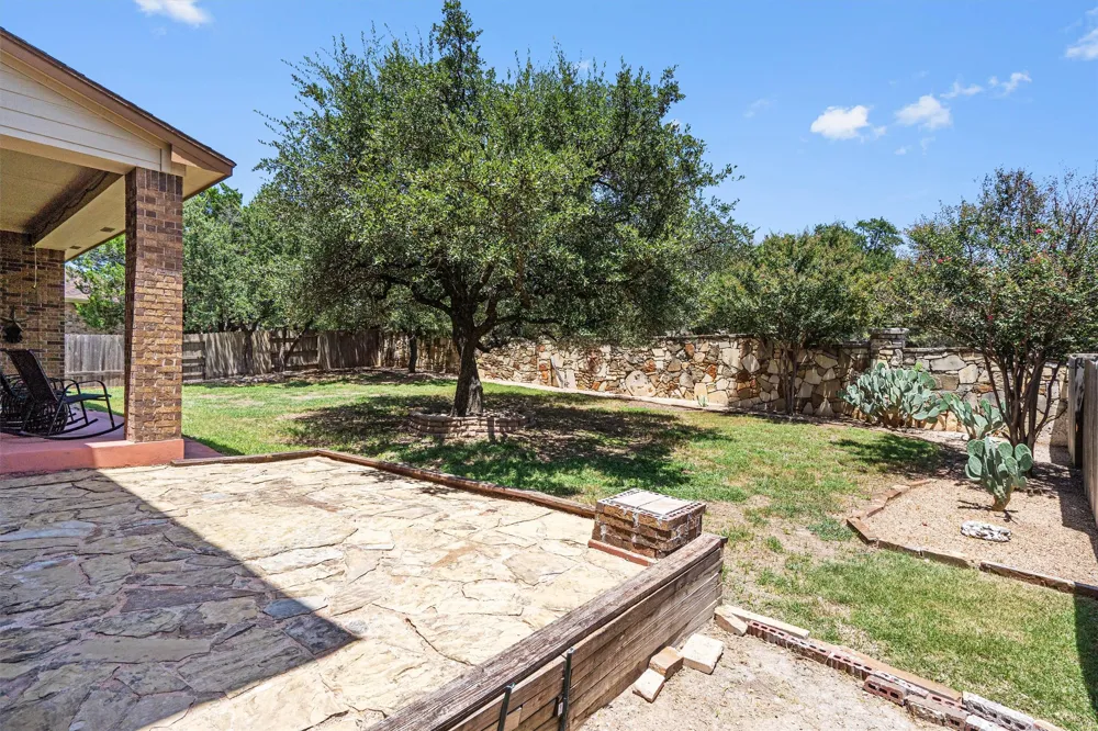 2610 Raindance Leander, TX 78641
