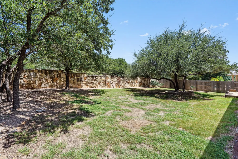 2610 Raindance Leander, TX 78641