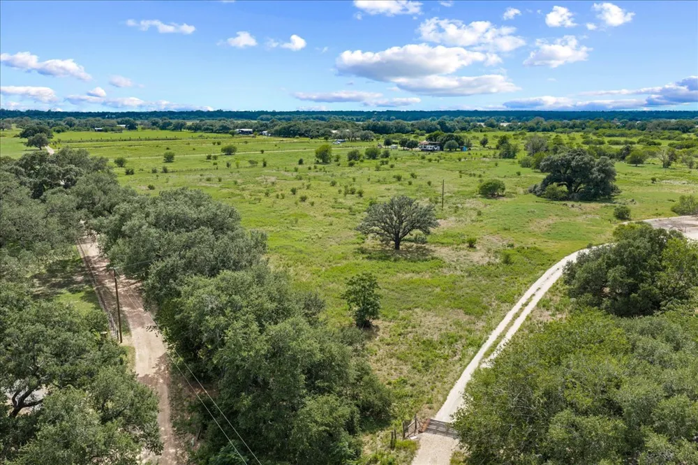 399 Prune Road La Grange, TX 78945